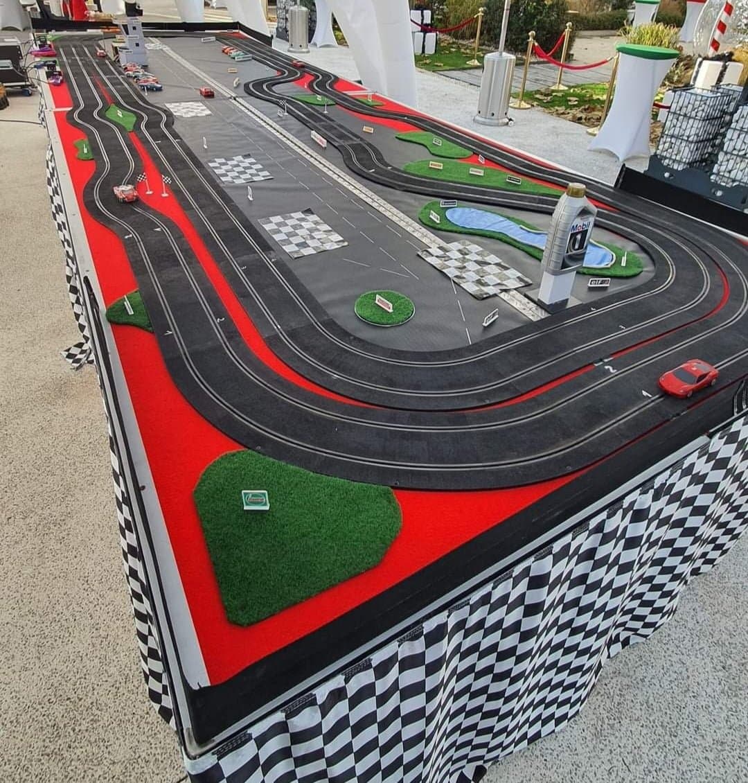 Circuit slot racing à louer chez Elite Animation Toulouse