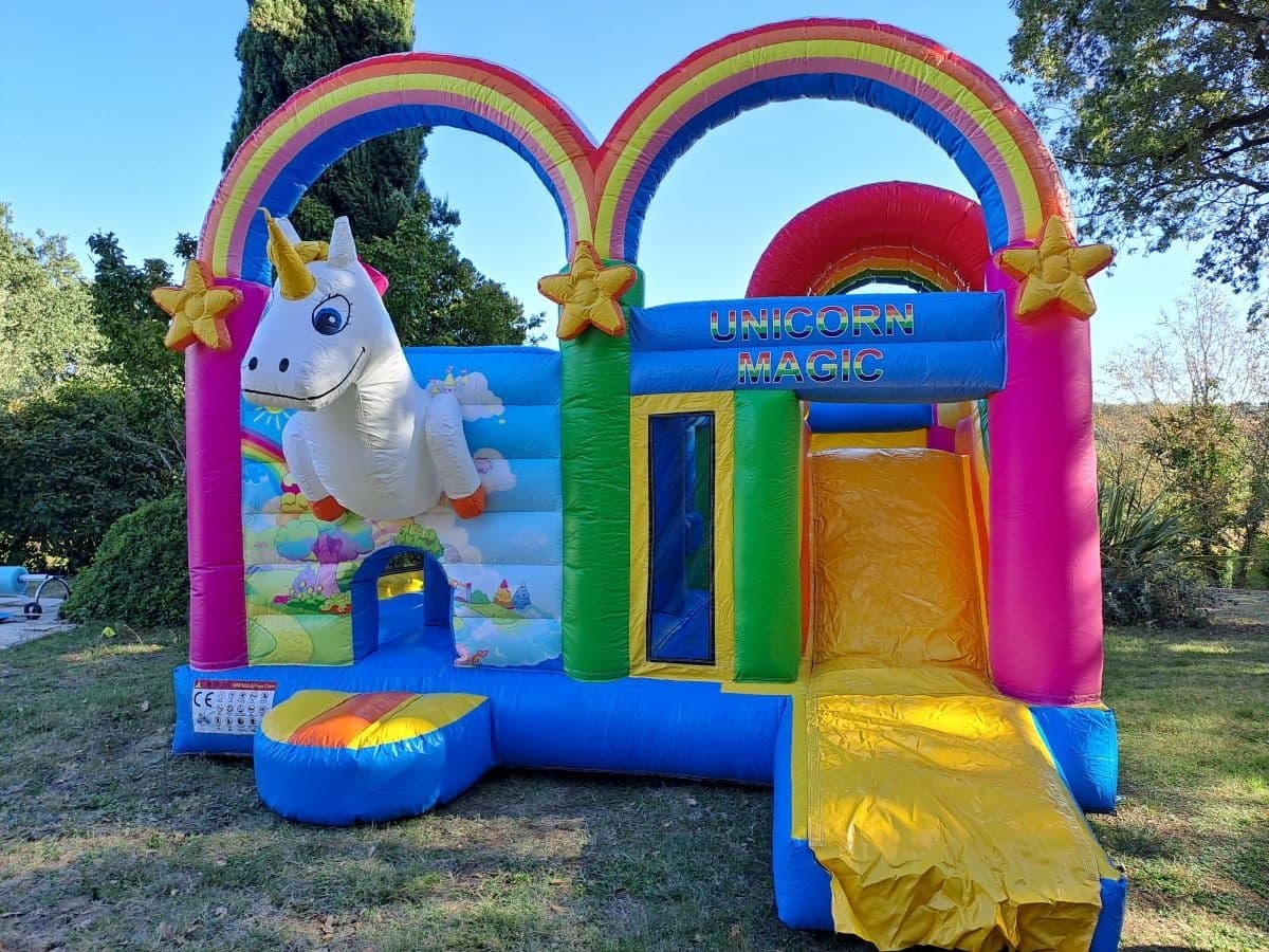 Château gonflable licorne à louer Toulouse Elite animation