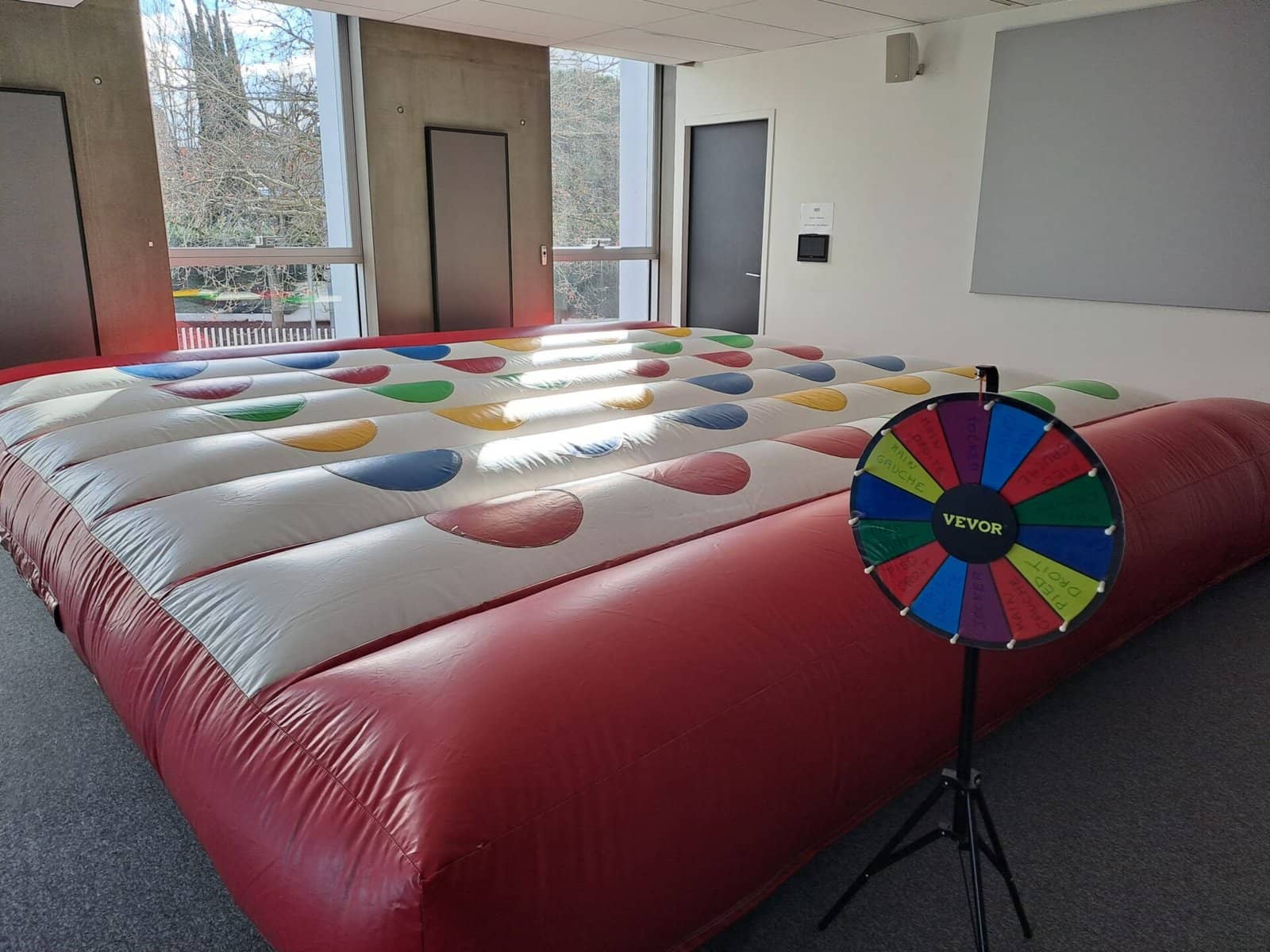 Twister géant gonflable à louer Elite Animation Occitanie